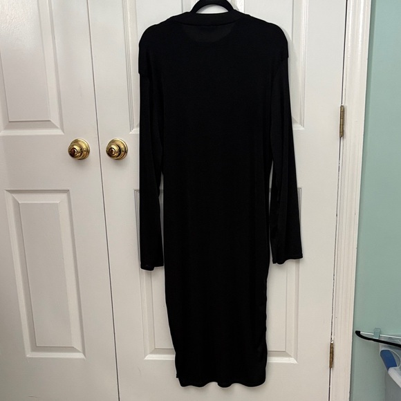 Boohoo Classic Black Long Sleeve Dress - Picture 4 of 5